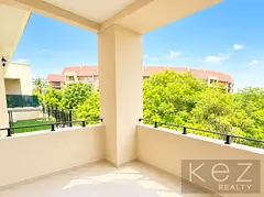 Spacious 1-Bedroom Apartment for Sale in Weston Court 2, Motor City