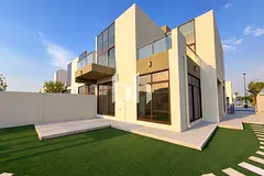 Single Row | Unfurnished | Upgraded