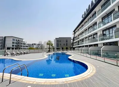 ELAGANT 1 BR POOL VIEWS UNFURNISHED
