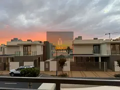Exquisite Views l Ready to Move in l Next To Beach