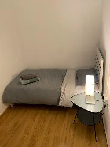 1st Nov-full concrete room with balcony available