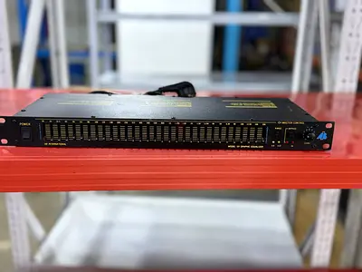 AB International Model 131 Graphic Equalizer analog pro-audio