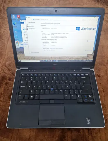 Business laptop Dell latitude,Core i7-2.7 GHz 8GB RAM.256GB SSD Win-10 Good battery Original charger