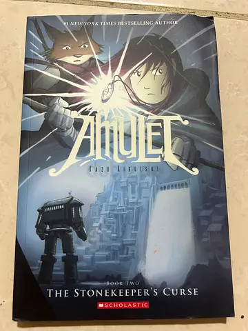 Amulet: The Stonekeeper's Curse (Book Two) - Hardcover/Paperback