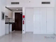 Next to Bus Stop | Spacious | Well Maintained