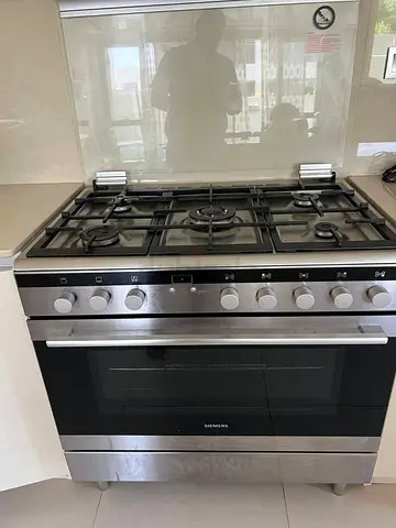 Siemens brand cooker full gas with fan digital 90/60 cm