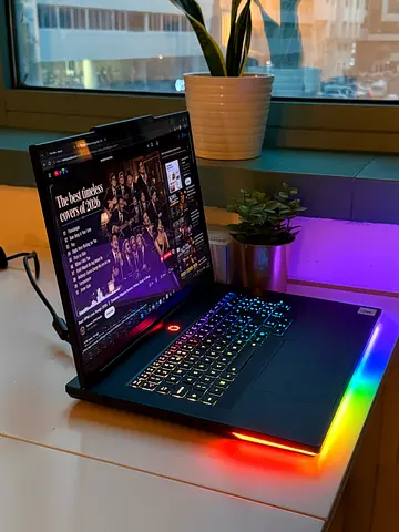 Lenovo legion 9i 18-inch / 5080 RTX