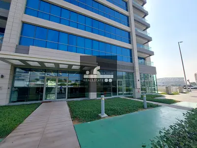 Perfect Space for Your Next Business–Available Now