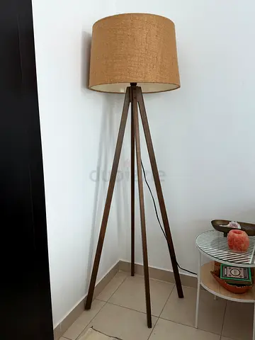 Tripod Floor Lamp with Woven Shade