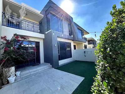 Close to Park | Single Row | Best Price