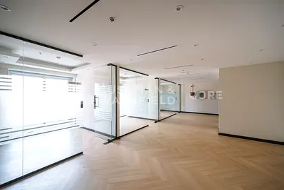 Low Floor | Balcony | Quick Lift Access