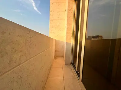 Huge offer 1bhk With balcony in school area price 28k