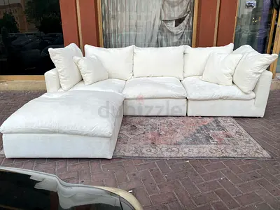 Great Condition Klektic Modular Living room Sofa