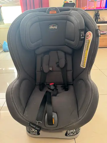 Chicco NextFit Convertible Baby Car Seat and Chicco Bravo Baby Stroller- Good Condition