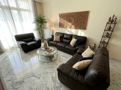 6 seater sofa set leather excellent