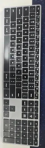 Satechi X3 Slim Bluetooth, Full Size Keyboard