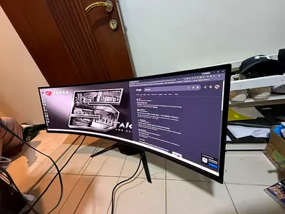 The Gigabyte AORUS C049DQ) is a 49-inch curved super-ultrawide QD-OLED gaming monitor 144hz Refresh