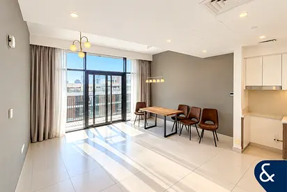 2 Bedroom | High Floor | Vacant Now | Pool