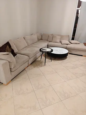 Large L-shaped Beige Fabric sectional Corner Sofa - Good Condition
