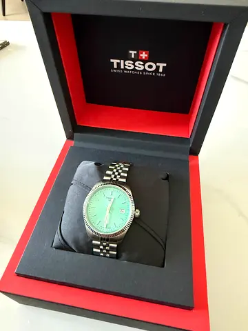 Tissot T156.210.11.091.00 – Mint Green Dial – Worn Once, Like New with Box & Receipt
