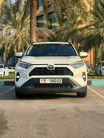 Toyota RAV4 XLE Premium 2020 GCC Specs