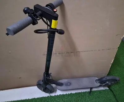 Mi E Scooter it's new 32 times charged but not use much all function working