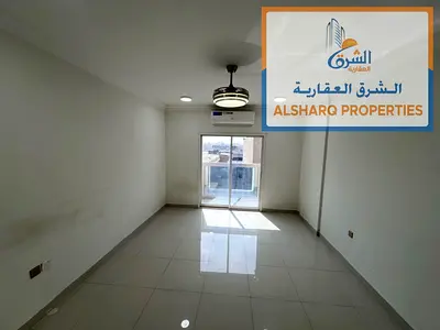 Studio, balcony, separate kitchen, central air conditioning, easy access to Sharjah and Dubai.
