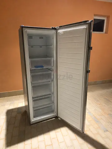 Upright Freezer - Midea - Single Door, Good Condition