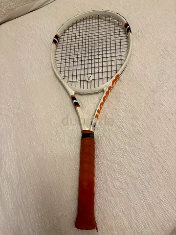 Wilson Clash 100L v2  Wilson Clash 100L v2  grip 1