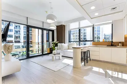 Renovated | Spacious | Pool View
