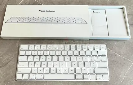 Apple Magic Keyboard Wireless - White