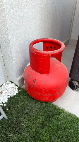 9kg emirates gas cylinder - excellent condition