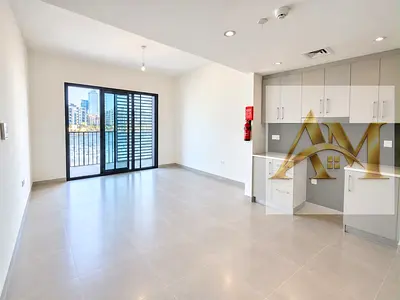 Luxury Sea View 1BR | Free Gym, Pool & Parking