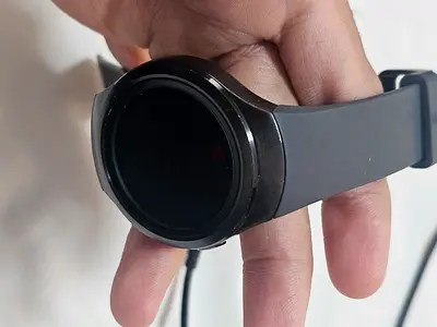 Samsung S2 Used round touchscreen smartwatch with rubber strap - good working condition with charger