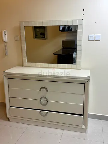 Urgent Pick Up - Dressing table