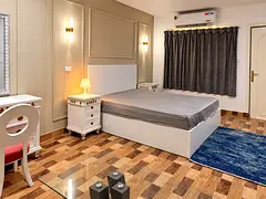 Elegant & Beautifully Furnished Room for Rent in Umm Suqeim 2 — Single Occupancy