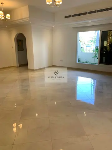 Spacious Villa | Well-Designed | Well-Connected Location