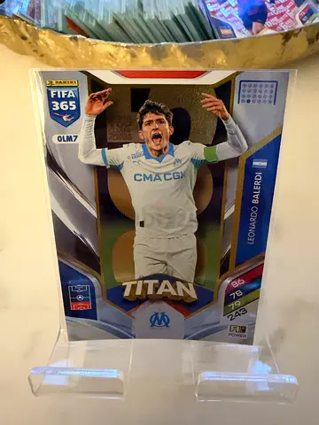 Panini FIFA365 Titan Leonardo Balerdi Trading Card (Olympique Marseille)