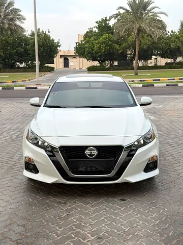 2021 Nissan Altima SV GCC Specs for Sale
