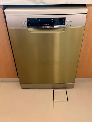 Bosch series 4 dishwasher 3ranks same like New Condition And Perfect working