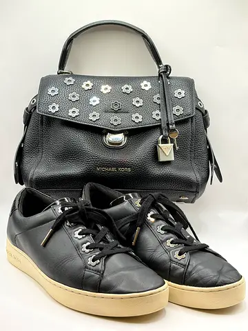 Micheal kors | Bristol top handle small satchel bag with matching sneaker 🖤🌸