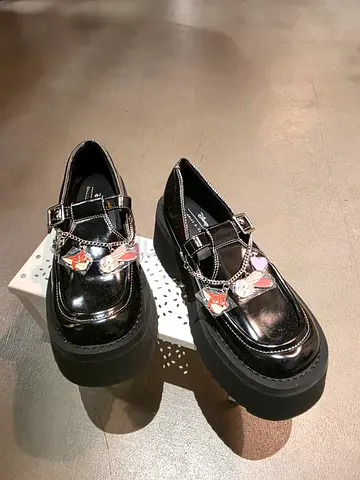Mary Jane loafers with heart charms