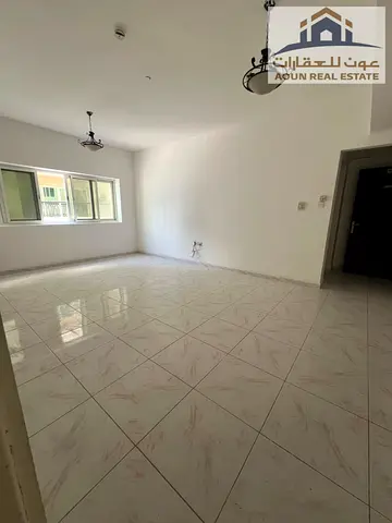 🏡🔥 SPACIOUS 1BHK APARTMENT FOR ANNUAL RENT – AL KHAN, SHARJAH! ✨ Master Bedroom | Extra-Spacious Living Room | 2 Bathrooms Looking for a spacious an