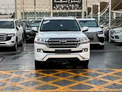 2018 Toyota Land Cruiser VXR GCC Specs