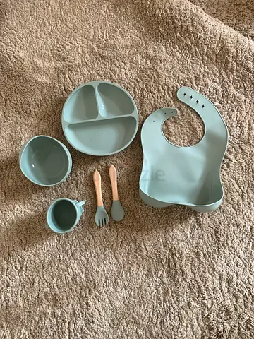 Silicone baby feeding set with bib, divided plate, bowl, cup and utensils