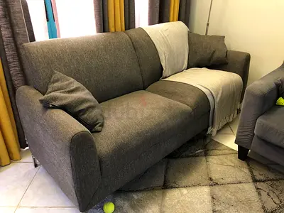 5-seater grey fabric sofa in good condition
