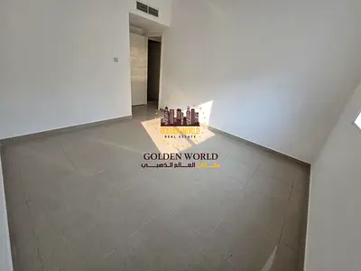 شقة مميزة للإيجار في التعاون – الشارقة فرصة رائعة لاستئجار شقة واسعة ومريحة في منطقة التعاون بالشارقة، ضمن برج نظيف يتميز بالصيانة الجيدة، لتوفير بيئة