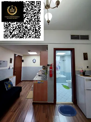 شقة استوديو واسعة وفاخرة متاحة للبيع في برج "أورينت تاور أ" (Orient Tower A) بمنطقة البستان في عجمان؛ تبلغ مساحتها 650 قدماً مربعاً وتتضمن موقف سيارات