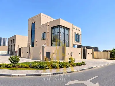 Luxury Villa for Sale | 5 Master Bedrooms | Super Deluxe Finishes | Freehold for All Nationalities