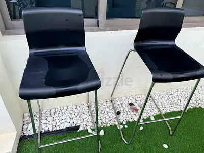 Pair of black modern bar stools with chrome legs — great condition. Washed and ready to rehome.